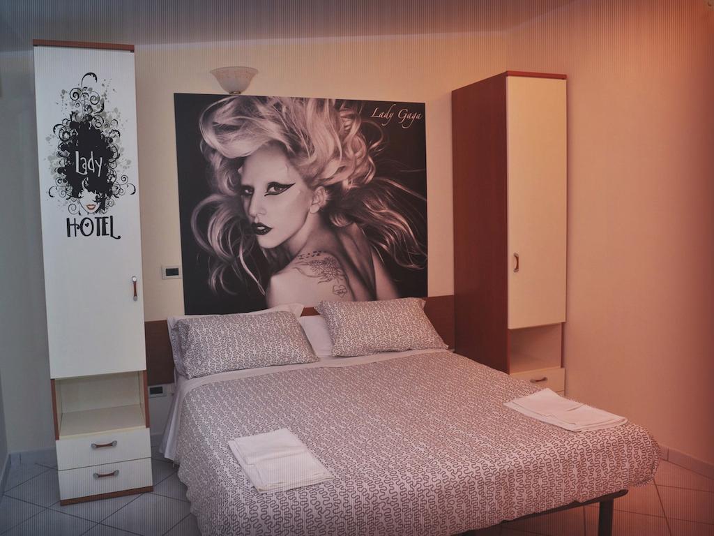Hotel Lady Rimini Kültér fotó